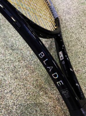 Wilson Pro Stock Blade 98 18X20 Lab Series G2 4 1/4 Tennis Racquet