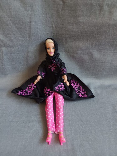 2010 OOAK Personalizzata Vintage Mattel Barbie Bambola Medio Oriente Arabo Abito Abaya - Foto 5 di 11