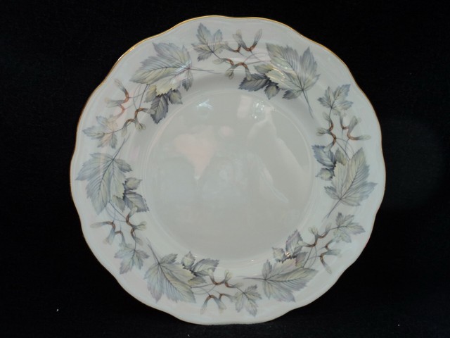 Royal Albert - SILVER MAPLE - Dinner Plate