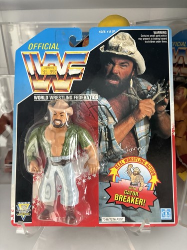 WWF HASBRO SKINNER MOC...