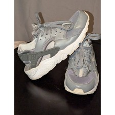 Nike Shoes Youth Size 5 Gray White Air Huarache Run Athletic Sneakers