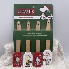 NEW Peanuts Snoopy Woodstock Charlie Brown Christmas Mini Spatula Silicone Set