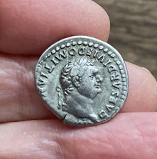 ROMAN. DOMITIAN (81-96 A.D). SILVER DENARIUS.