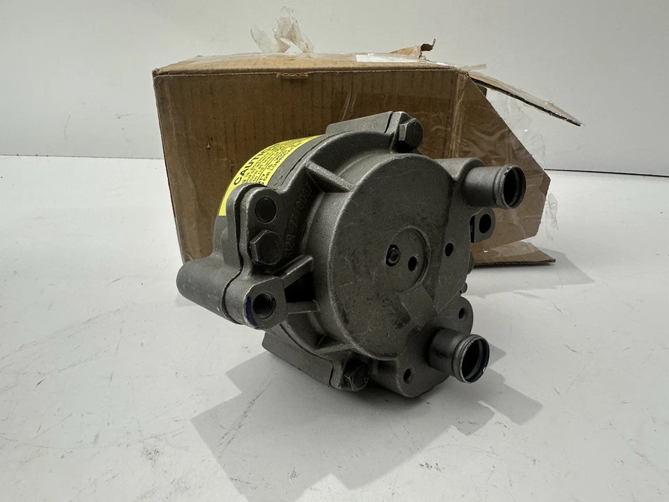 Bomba Cardone 32-418 Farwest 11-145 Reman para Ford Escort 1,6 L 81-86 Foto 2 de 4