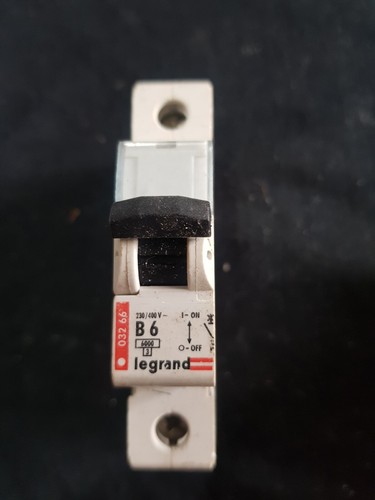 LEGRAND MCB 03266 B6 B10 6A 10A 06163 B32 32A - Picture 2 of 7