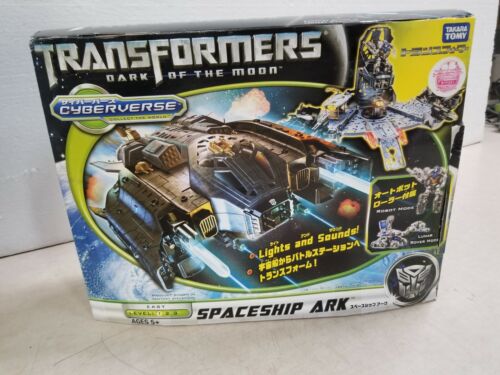 Transformers: Dark of the Moon - Autobots Spaceship Ark - Takara Tomy READ AD - Picture 1 of 7