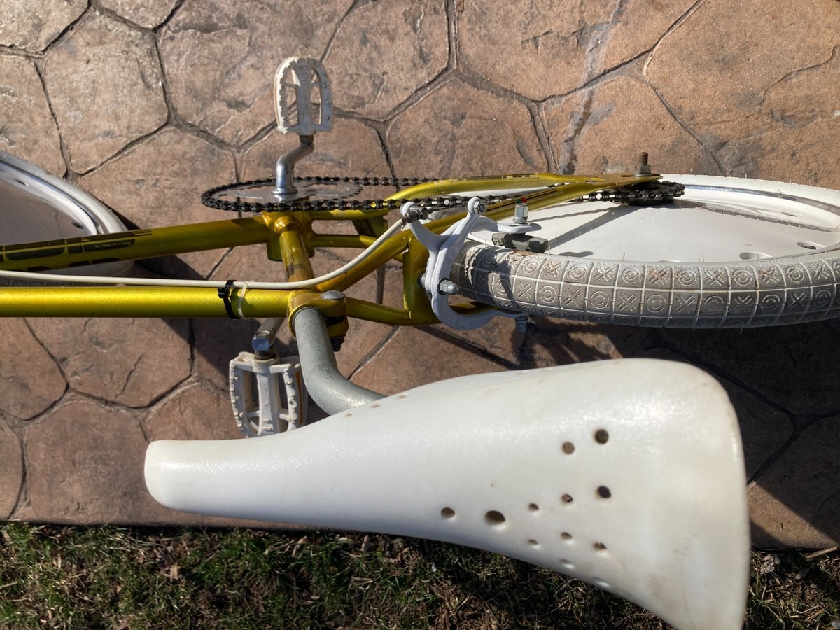 自転車本体 VINTAGE 80's Huffy BMX s-l400.jpg