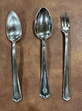 3 Pcs 1917 R Wallace Extra Sectional Silver-plate Fork, Spoon, Grapefruit Spoon