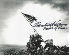 HERSHEL W. WILLIAMS SIGNED SIGNED 8x10 PHOTO 5 WWII IWO JIMA MEDAL OF HONOR COA
