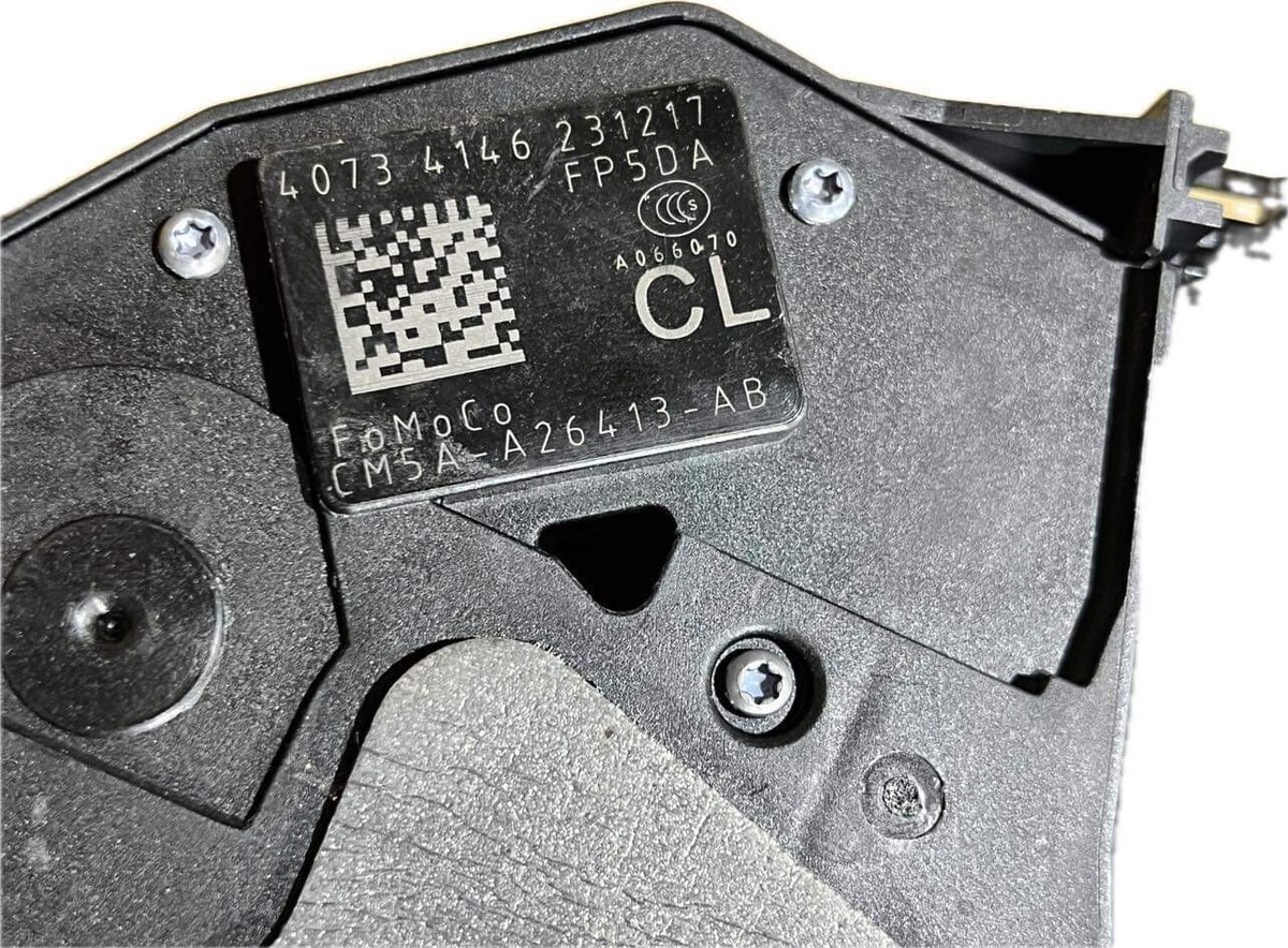FORD FOCUS 2011-2015 LEFT REAR DOOR LOCK NON KEYLESS ENTRY LW