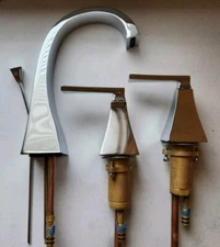 Signature Hardware SHWSCVL807CP Vilamonte 1.2 GPM Widespread Bathroom Faucet