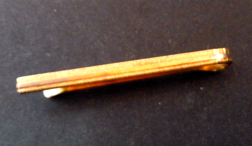 Pince à cravate plaquée or à cabochon blanc - Pince à cravate width=69