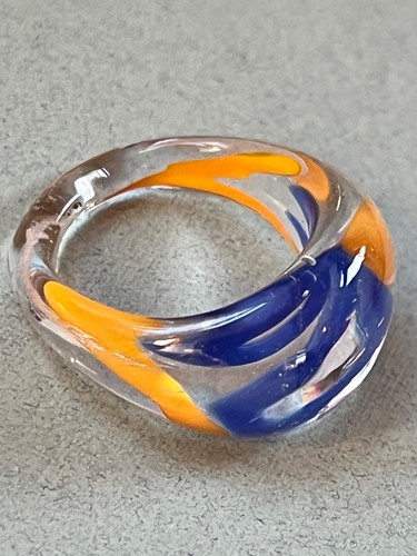 Painted Tapered Clear w Blue & Yellow Swirls Plastic Band Ring Size 6 - widest - Picture 6 of 8