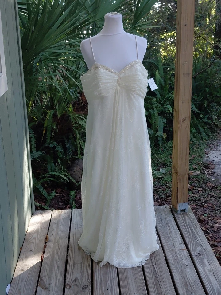 Davids Bridal Galina Wedding Dress Sz 18W Ivory Sequin Bodice Lace Over Lining - Image 4 of 4