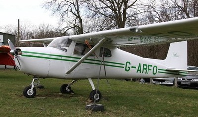 Cessna 150A Mahogany Kiln Dried Desktop Wood Airplane New Model Large Scale 1/24