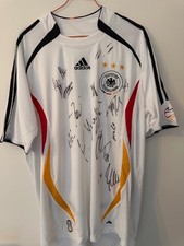 Koszulka DFB Mistrzostwa Świata 2006 z oryginalnymi autografami reprezentacji narodowej