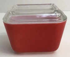Vintage Pyrex Red Fridgie Refrigerator Dish 0501 With Lid 501-C *READ*