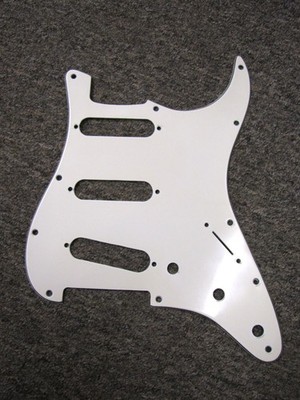 69-70s Fender  Stratocaster  Pickguard...........Nice !!