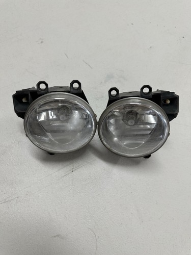 2014-2023 Toyota 4Runner OEM Fog Lights. Pre Owned
