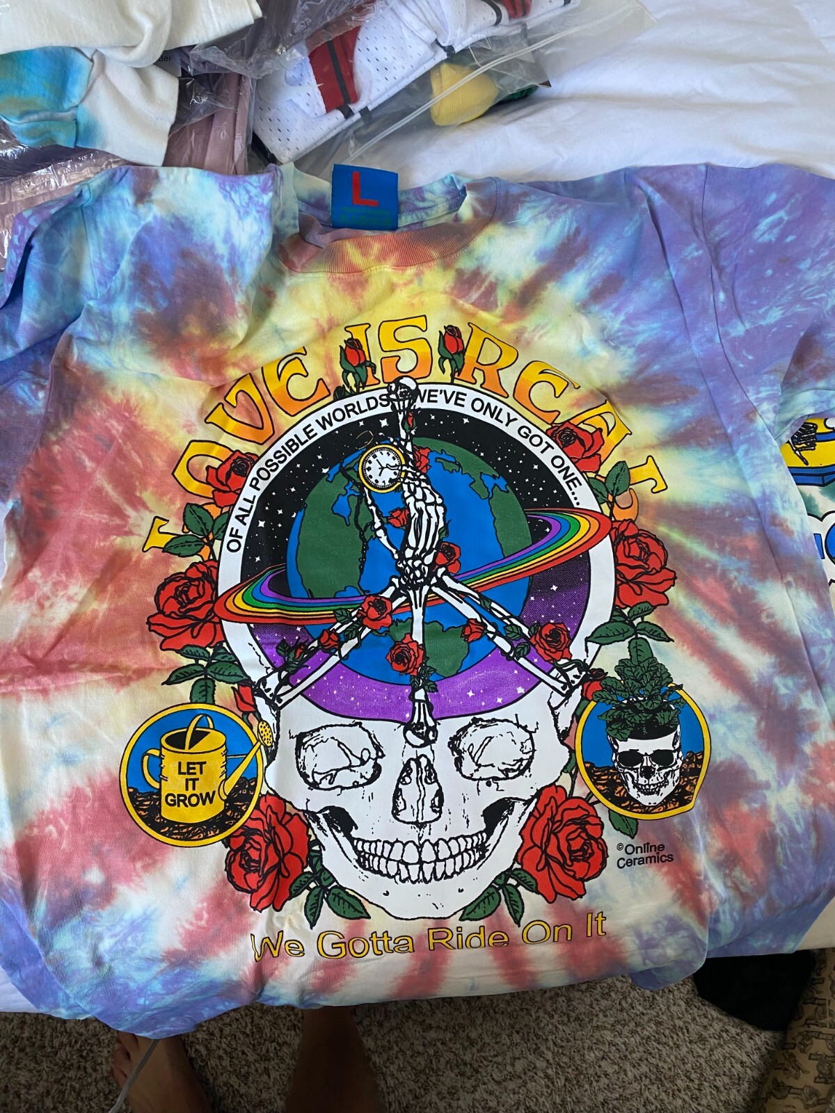 Online Ceramics Love Is Real Rare Limited Large T-Shirt Brand New-image