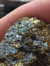Gold Stone 