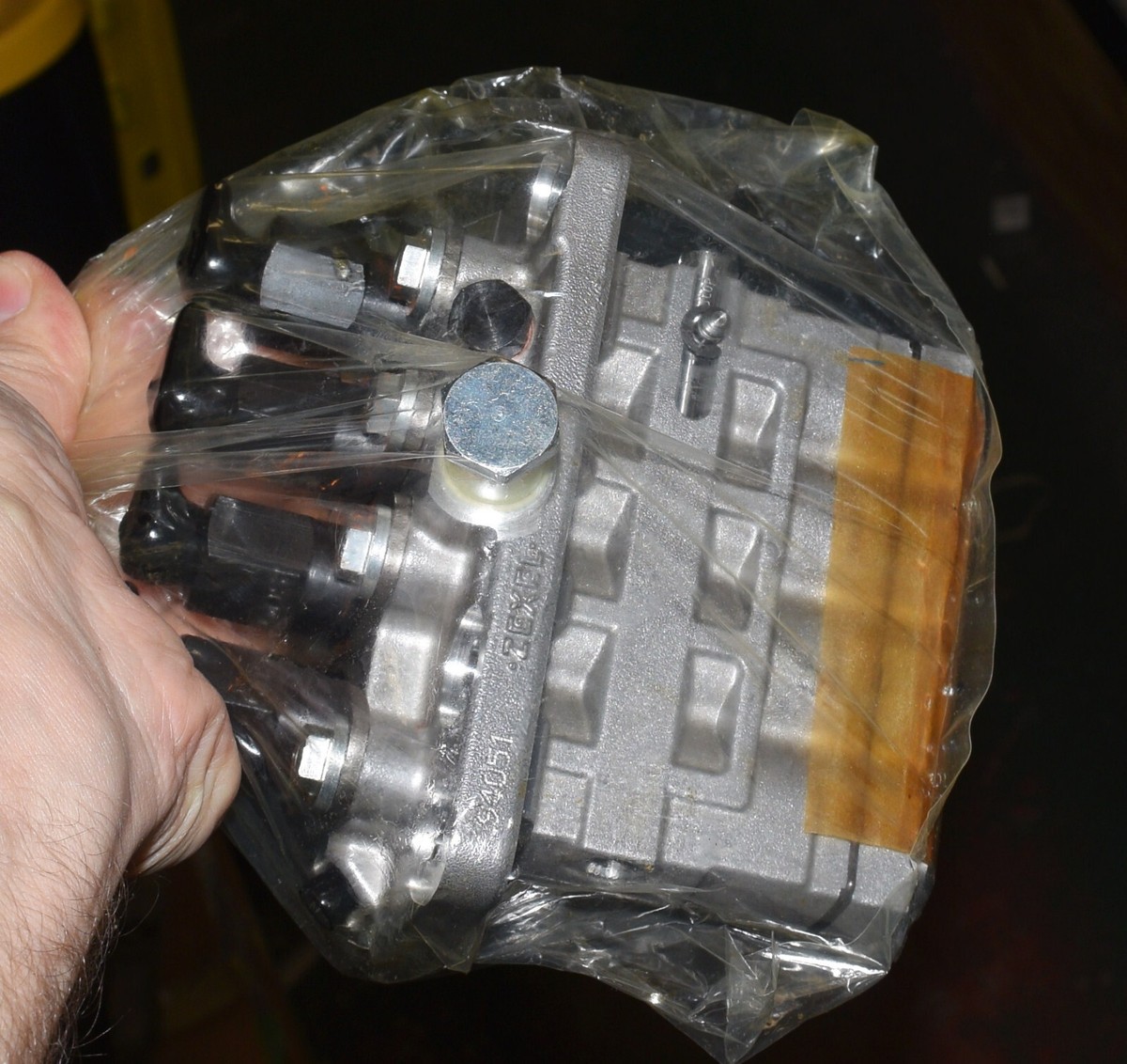 TEREX U2644D057 ZEXEL 104139-4051 INLINE DIESEL FUEL