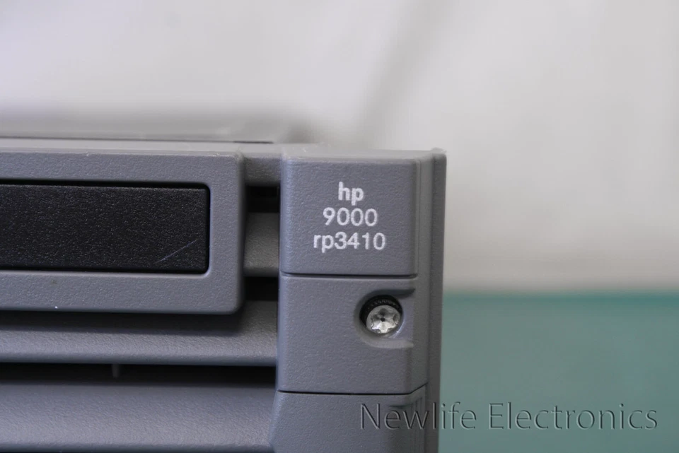 HP A7136A 9000 rp3410 Server (1 x 800MHz CPU/2GB RAM/No Drives) - Image 2 of 4