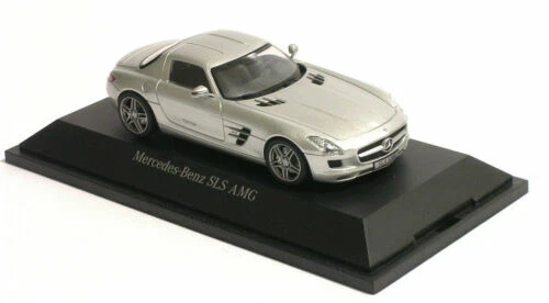 Altri modellini statici di veicoli Schuco per Mercedes