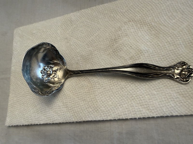 ROGERS & BROS 1903 Mystic Poppy A1 Silverplate Gravy Ladle 7 1/8" (NO MONOGRAM)