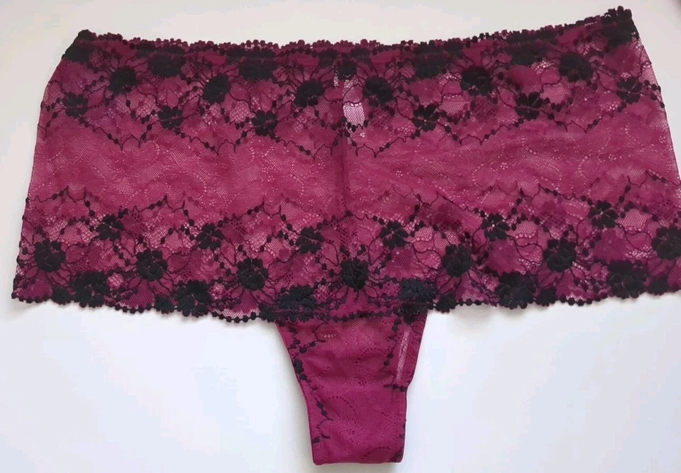 Nova Calcinha Curta Lane Bryant Cacique Atrevida 18/20 Framboesa Preta Renda Floral - Imagem 4 de 4