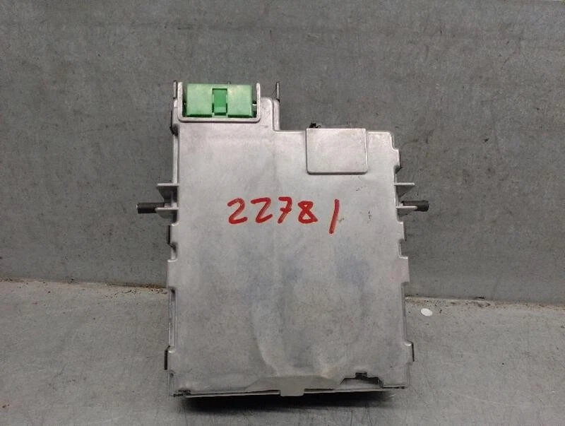 30775721 modulo elettronico per VOLVO XC90 I (275) D5 AWD 2002 5521980 - Immagine 2 di 4