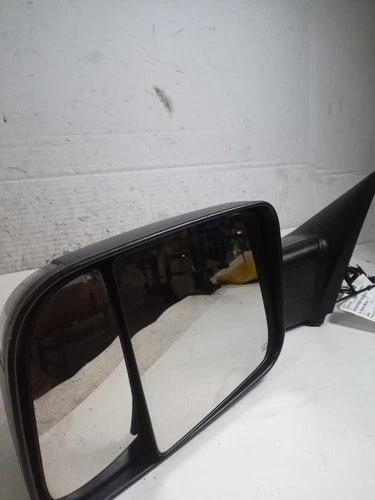 Used Left Door Mirror fits: 2018 Ram Dodge 2500 pickup Power 6x9`` black texture