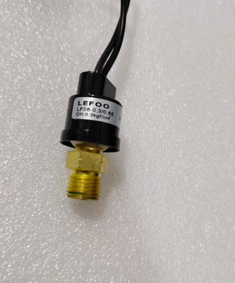 1PCS NEW LEFOO pressure switch controller 0.3-0.65KG G1/4