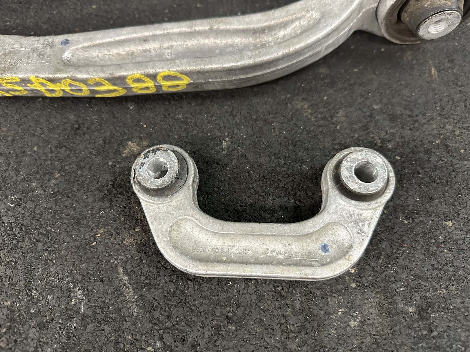 2004 BENTLEY CONTINENTAL GT FRONT RIGHT PASSENGER LOWER CONTROL ARM 1160500064