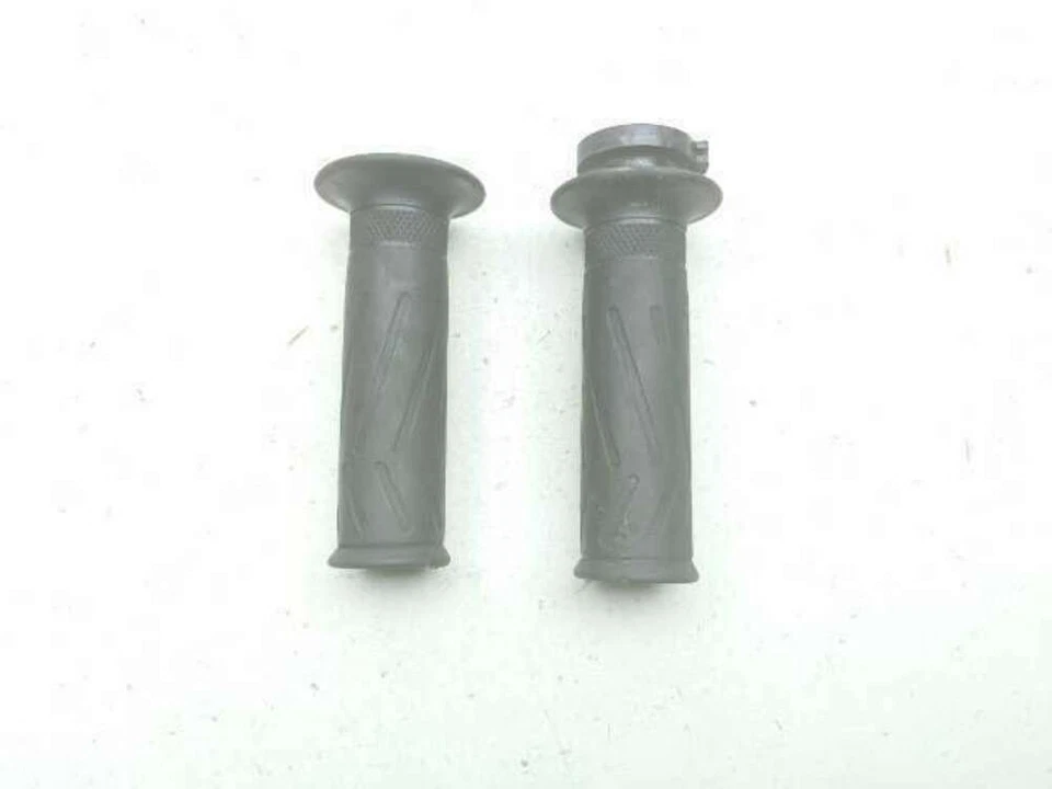 05 tubos e empunhaduras do acelerador Yamaha YZF R6 R6S - Imagem 3 de 4