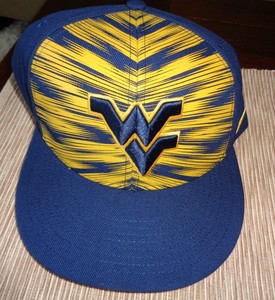 yellow and black nike hat