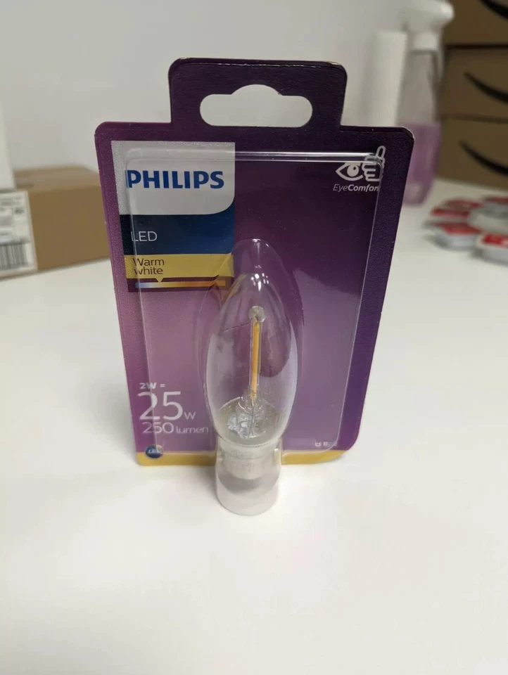 Philips Classic 2w (25w), Warm White, 250 Lumen, Bayonet (B22) Candle Light Bulb - Image 4 of 4