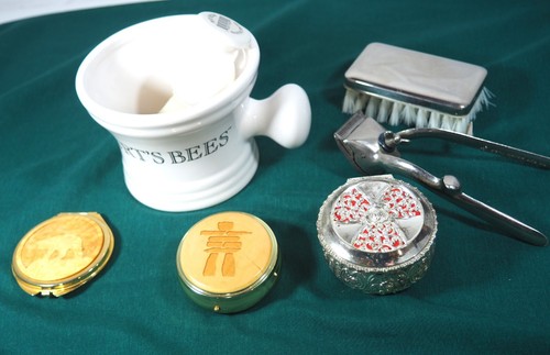 Vintage Mens Shaving and Grooming Accessories - Picture 3 of 5