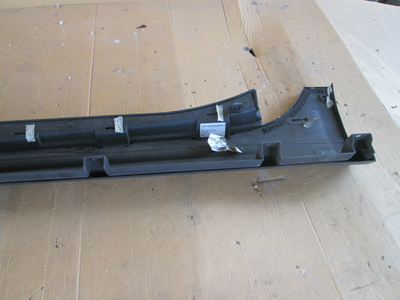 MASERATI GHIBLI 2014-17 - RH Rocker Panel  - PART # 670010791