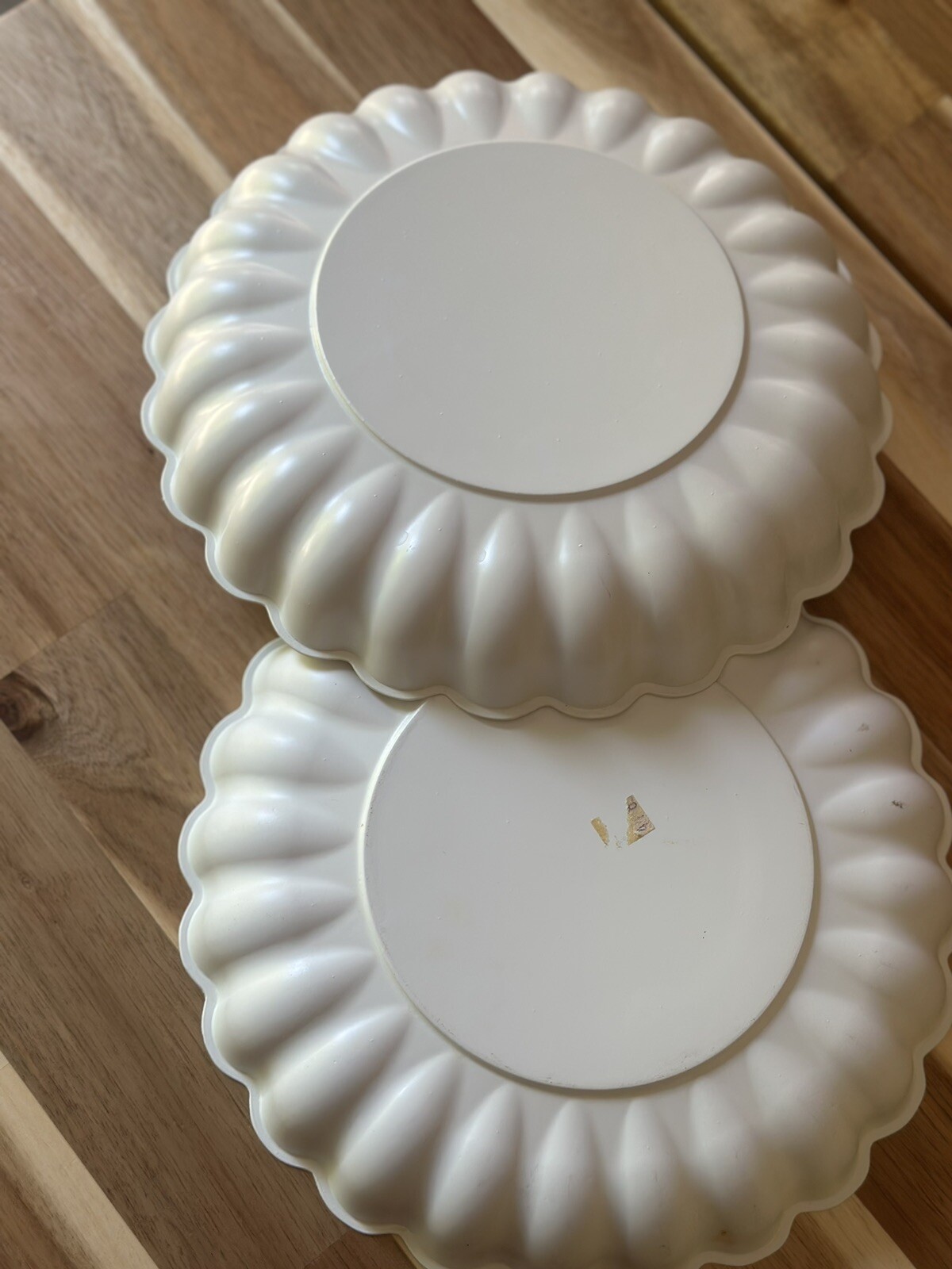 2 Set Vintage Plastic Christmas Tree Serving Dish Plate Ruffle