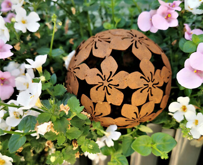 Dekorationskugel Flower Cortenstahl 10 cm - 20 cm