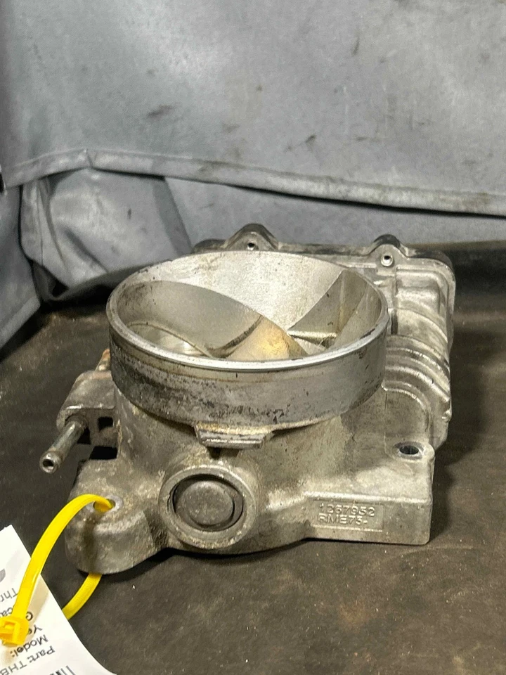 Fits 2003-2006 Cadillac Escalade Throttle Body OEM:12570800 Foto 2 de 4