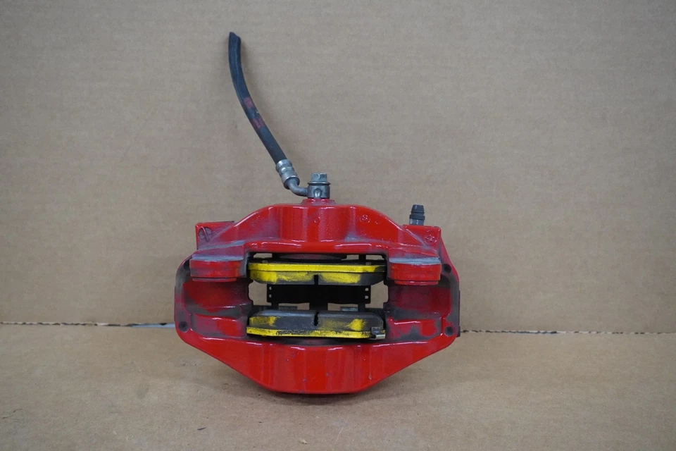 Pinza de freno Brembo trasera derecha 18 19 20 21 22 23 Kia Stinger GT2 OEM 20C4440400 Foto 2 de 4