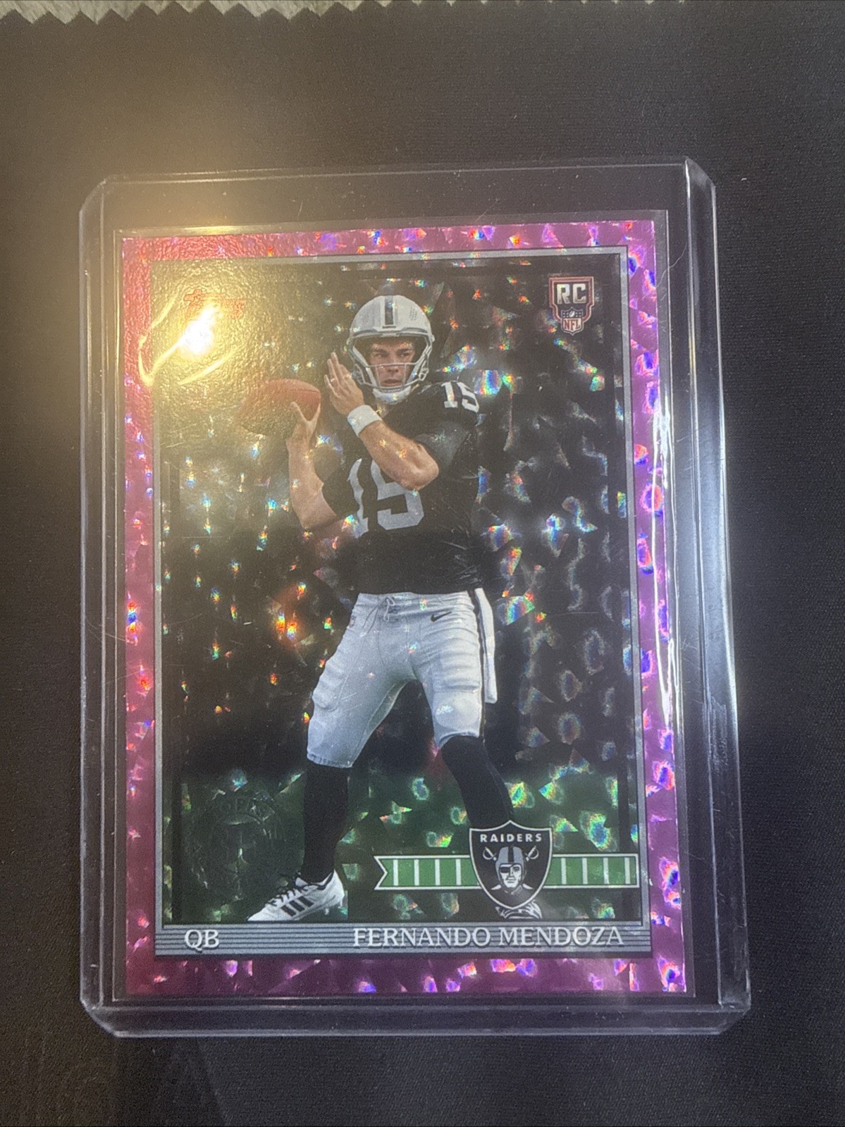 2026 Topps Flagship NFL 35th Anniversary Fernando Mendoza RC Pink Crackle Foil