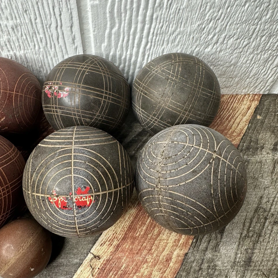 Vintage MCM Sportcraft BOCCE Ball SET Bowling Game  ITALY 8 Balls 1 Pallino - Image 4 of 4