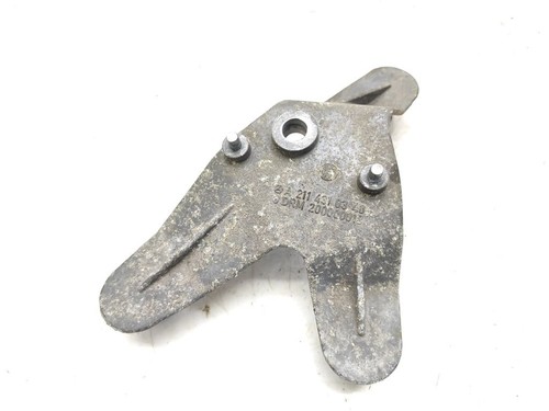 Mercedes-Benz CLS C219 2005 LHD 3.5 ABS Pumpe Halter A2114310340 Benzin