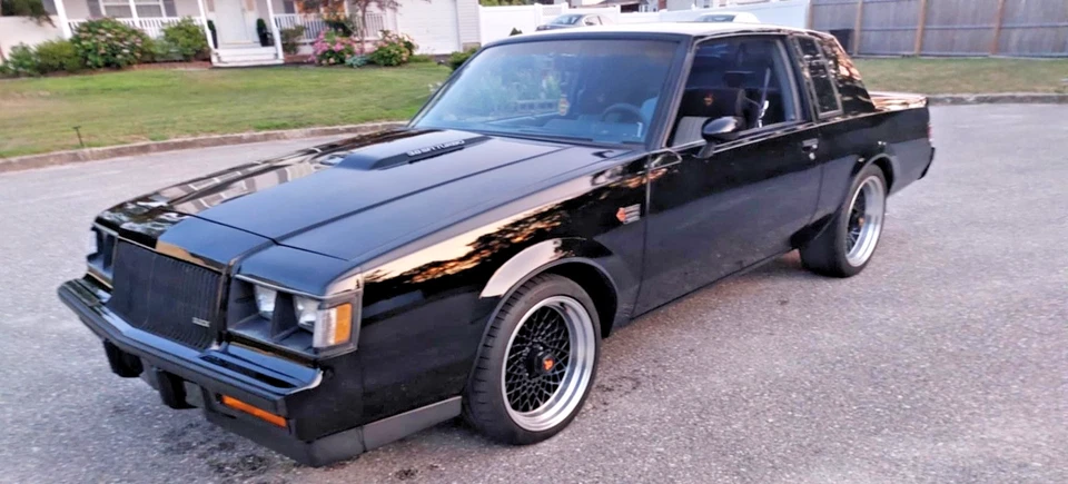 Buick Grand National 1987 Foto 3 de 4