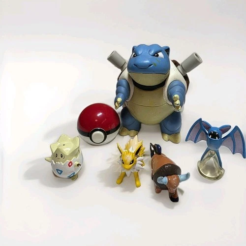 1999 POKEMON TOMY 2" Nintendo Mini Figure ZUBAT Jolteon Tauros Topegi Lot More