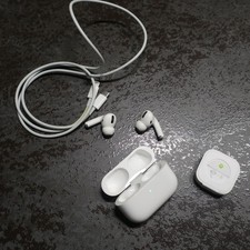 Genuine Apple AirPods Pro 1st Generation 2019 A2083 A2084 Case A2190