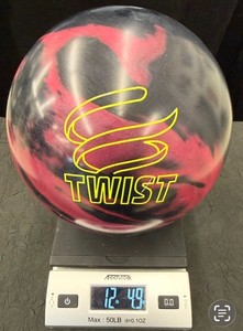 【新品】ブランズウィック　ツイスト　15ポンド ボウリングボール ブランズウィック brunswick】ツイスト Twist